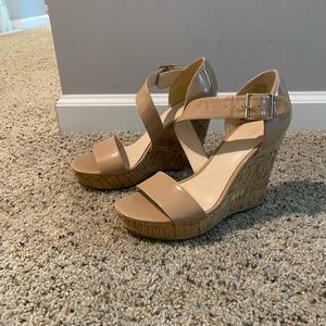 Nine West size 8 wedges